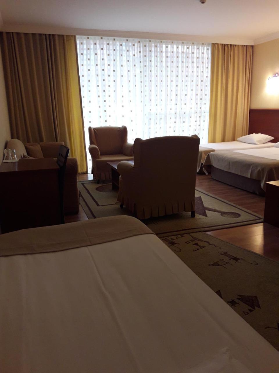 Hotel Istanbul Batumi Eksteriør billede