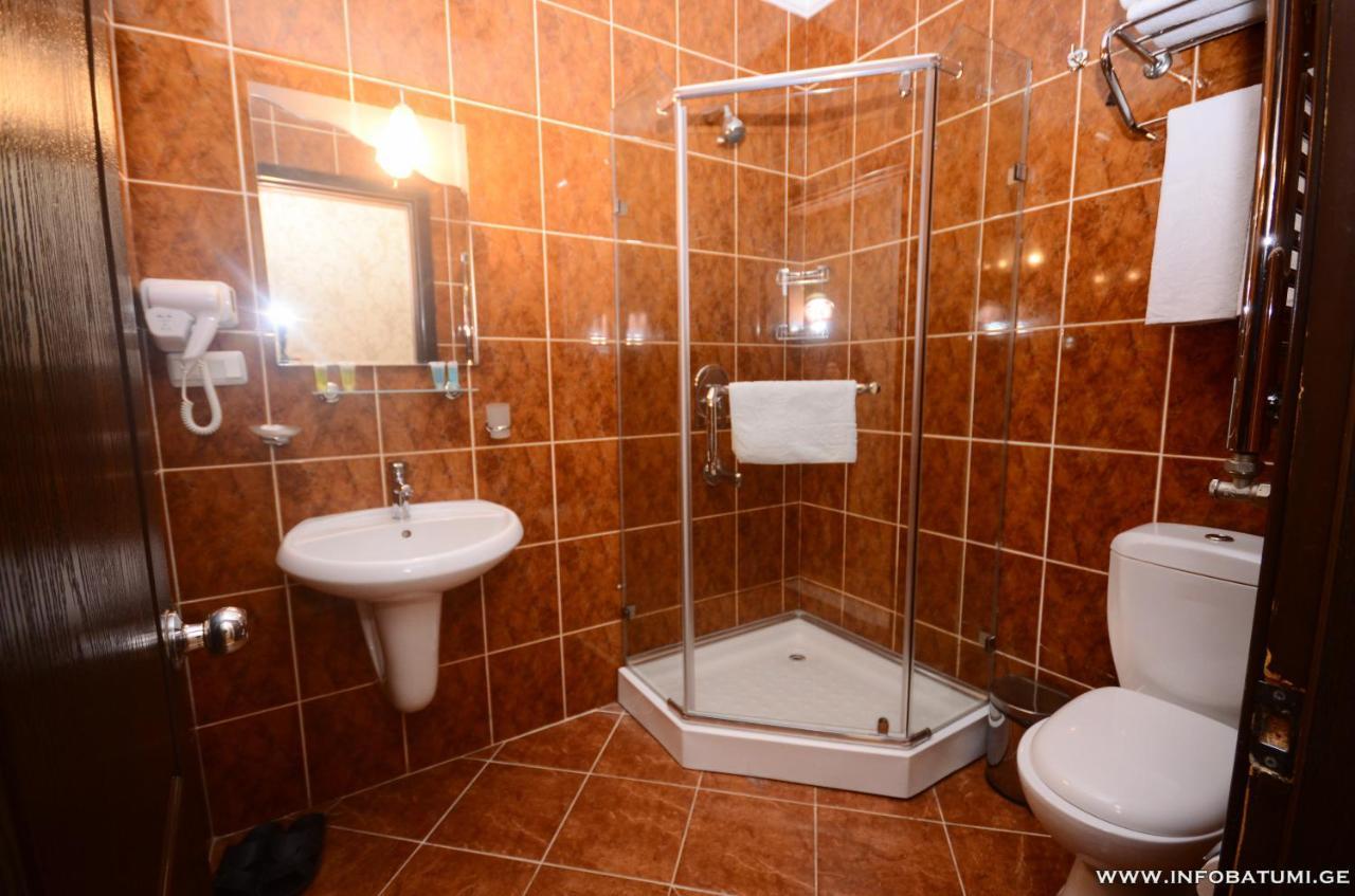 Hotel Istanbul Batumi Eksteriør billede